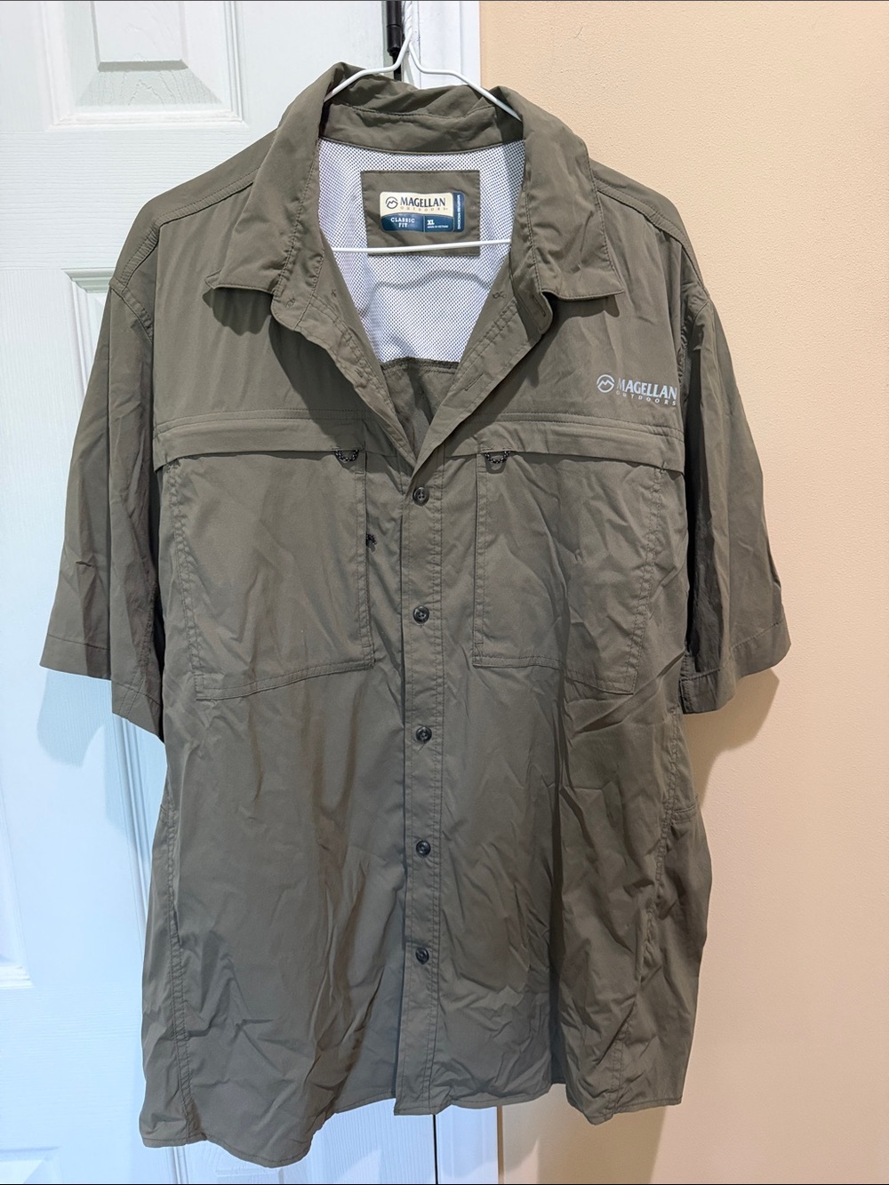 Magellan Outdoors Olive Short Sleeve Lightweight Fishing Shirt